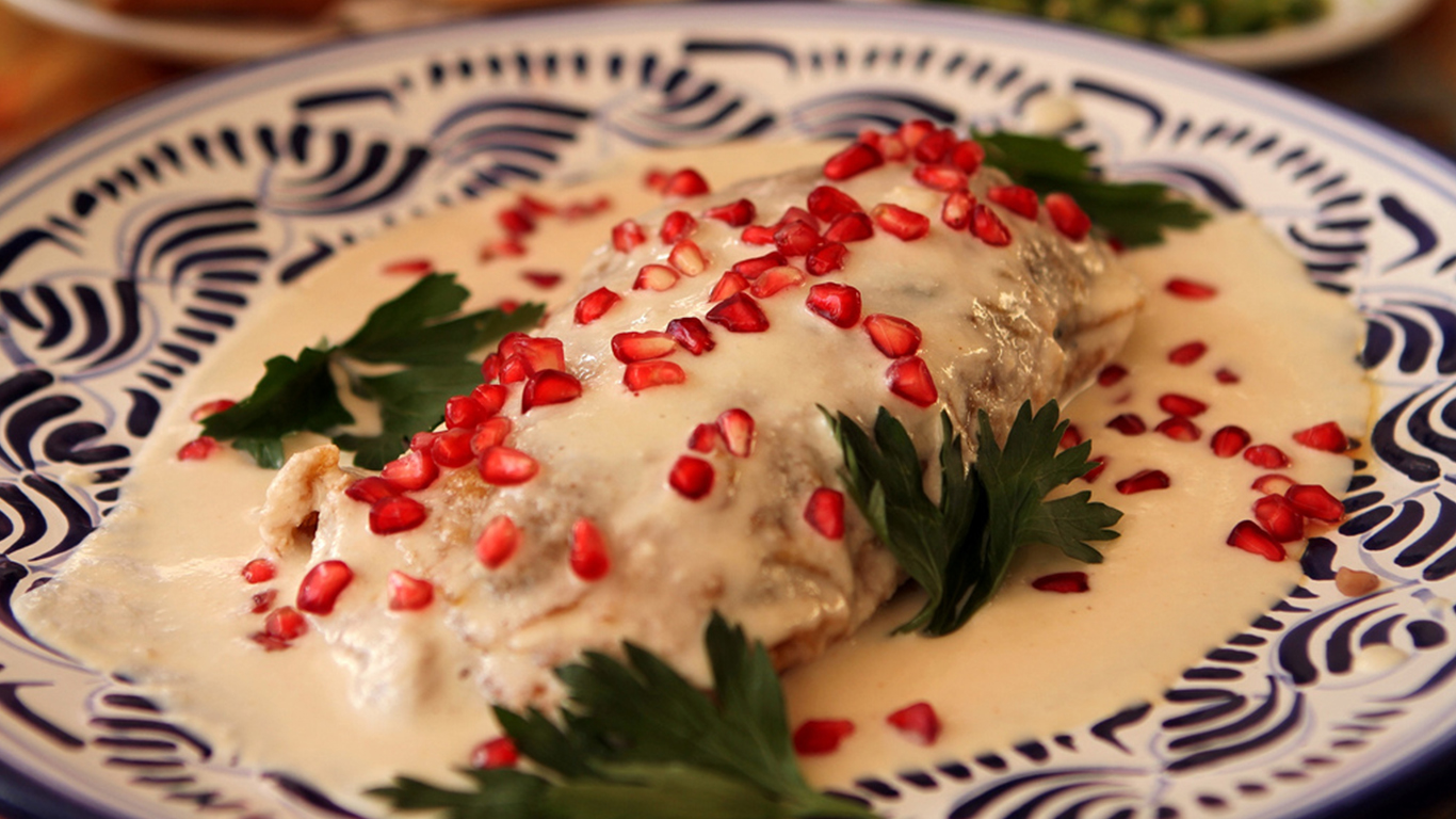 Chiles en Nogada